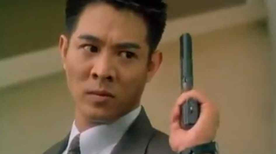 Phim Cận Vệ Trung Nam Hải - The Bodyguard From Beijing - The Defender (1994)